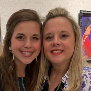 Meet your Posher, Dana